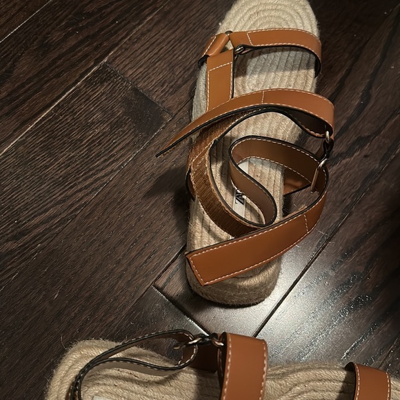 Zara Sandal - Picture 8 of 9